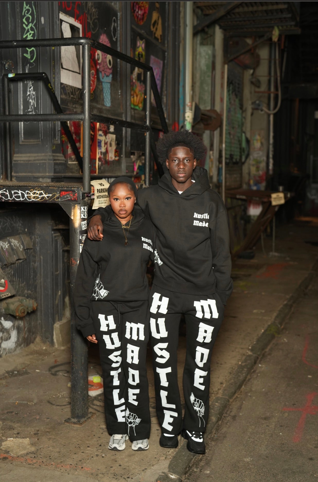 Hustle Made Essential Sweatsuit – Black